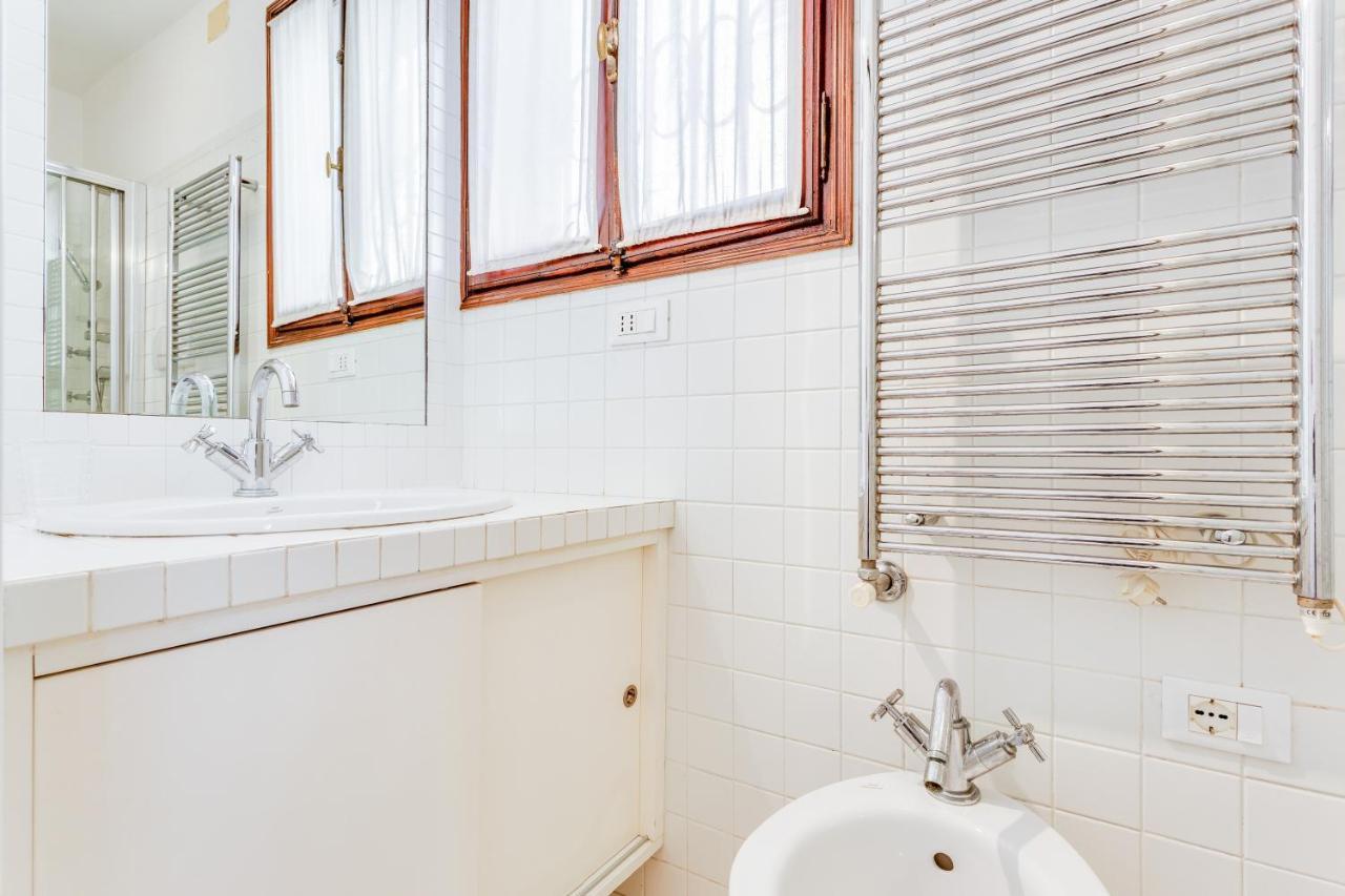 Ca Lu Vintage Flat Con Vista Su San Marco! Apartment Венеция Екстериор снимка